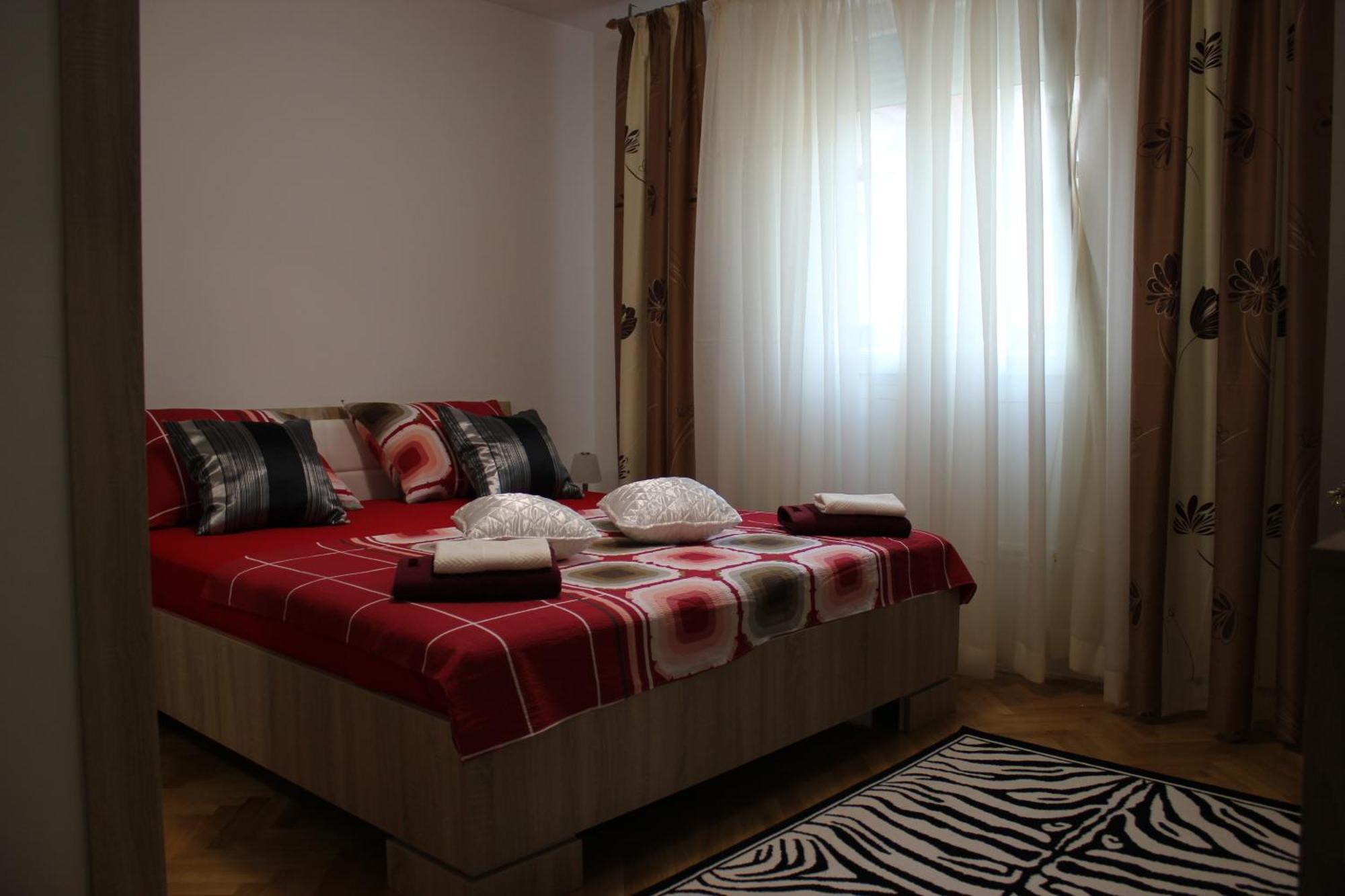 Deluxe Apartment Manuela With Balcony Top Center Split Exterior foto