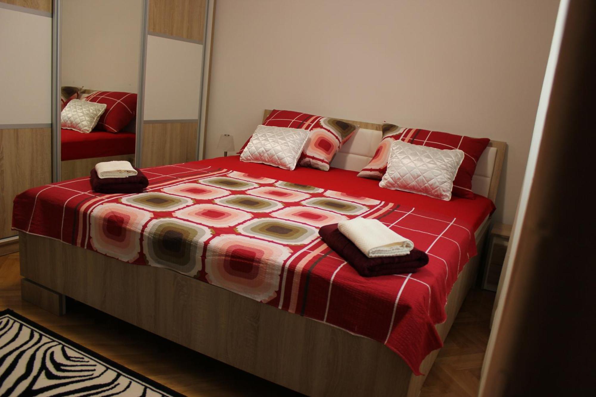 Deluxe Apartment Manuela With Balcony Top Center Split Exterior foto